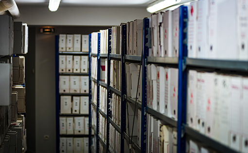 Gestion et conservation des archives publiques