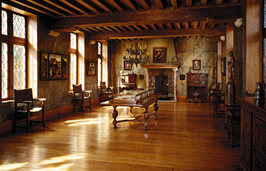 Arkhênum performs in-situ digitisation at Maison d’Érasme, ensuring fragile works are handled safely with expert quality control